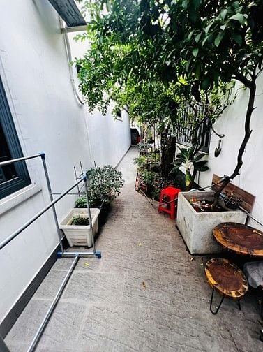 Cho thuê nhà sân vườn 6x25(nở hậu 9m) khu phân lô đường thống nhất GV