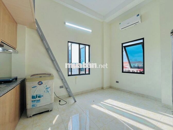 Cách CĐ FPT khoảng 2km  đầy đủ máy giặt - tủ lạnh - ô tô đỗ cửa