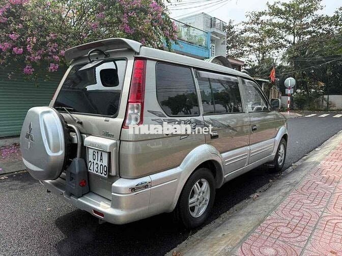 Mitsubishi Jolie 2.0 MPI 2004 Vàng cát