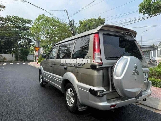 Mitsubishi Jolie 2.0 MPI 2004 Vàng cát