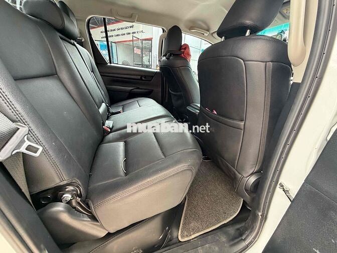Toyota Hilux 2025 Trắng Tự động 23000 km