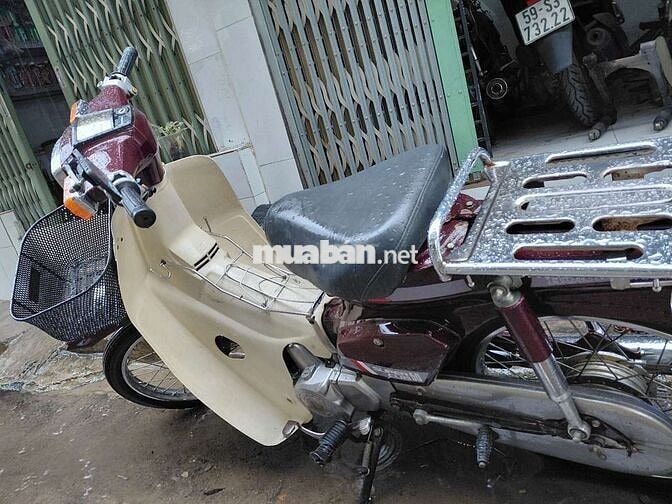 Honda Cub Custom 50cc. cavec bs16