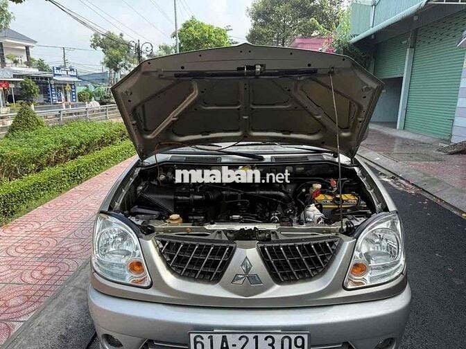 Mitsubishi Jolie 2.0 MPI 2004 Vàng cát