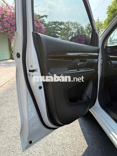 Suzuki Ertiga GLX 2020 Trắng Tự động