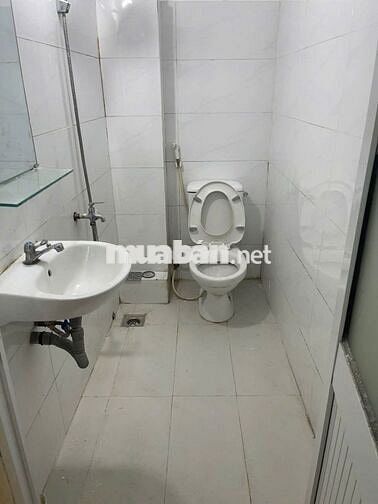 CHO THUÊ NHÀ 2PN 3WC BÀNH VĂN TRÂN, TÂN BÌNH CHỈ 12 TRIỆU TL