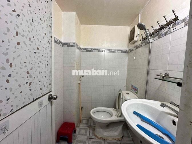 Cho thuê nhà nguyên căn Đường Nguyễn Huy Lượng Quận BT