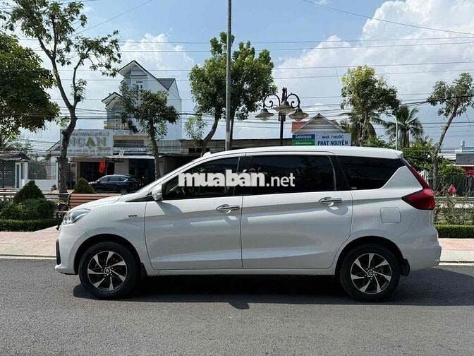 Suzuki Ertiga GLX 2020 Trắng Tự động