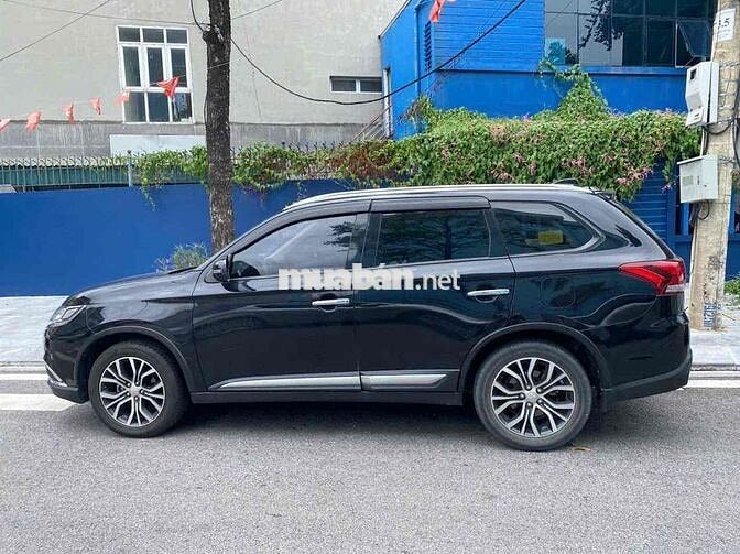 Mitsubishi Outlander 2.0 CVT 2019 Đen