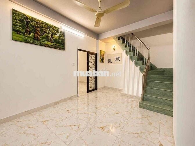 CHO THUÊ CHÍNH CHỦ CĂN GÓC MẶT TIỀN SẦM UẤT QUẬN 3 - 300M2sd - 4 TẦNG
