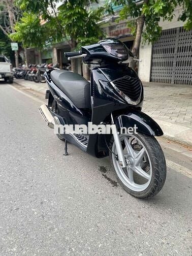 Honda SH Nhập khẩu