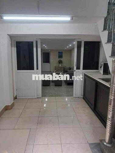 cho thuê nhà Hoàng Kế Thiện, Sài Đồng, 50m, 2PN. Giá 5,5tr