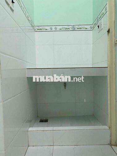 Cho thuê phòng trọ P13 Tân Bình gần etown