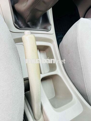 Toyota Innova 7 chỗ màu Đen