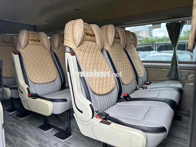 TRAINSIT 2018 LUXURY CAM MÁY ZIN 100% DU LICH XỊN