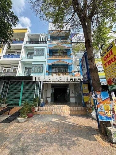 CHỦ GỬI CHO THUÊ NHÀ TRỆT 3 LẦU MỚI ĐẸP MẶT TIỀN HƯỚNG QL1A