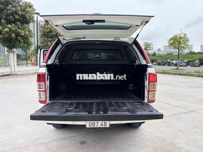 Ford Ranger XLS AT 2017 Trắng 13 vạn