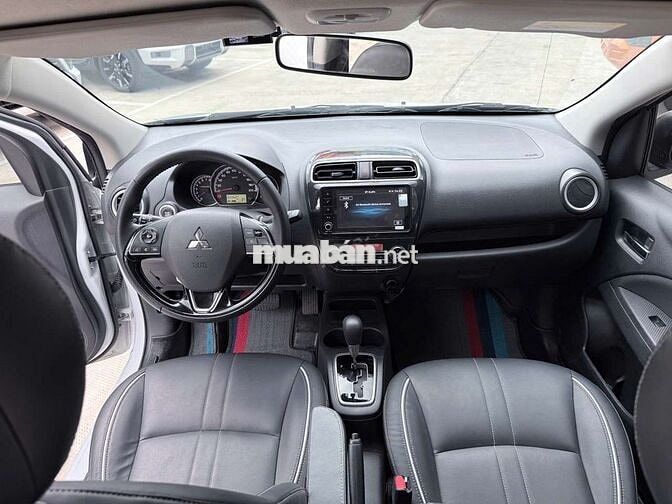 Mitsubishi Attrage Premium 2025 Trắng 22627 km