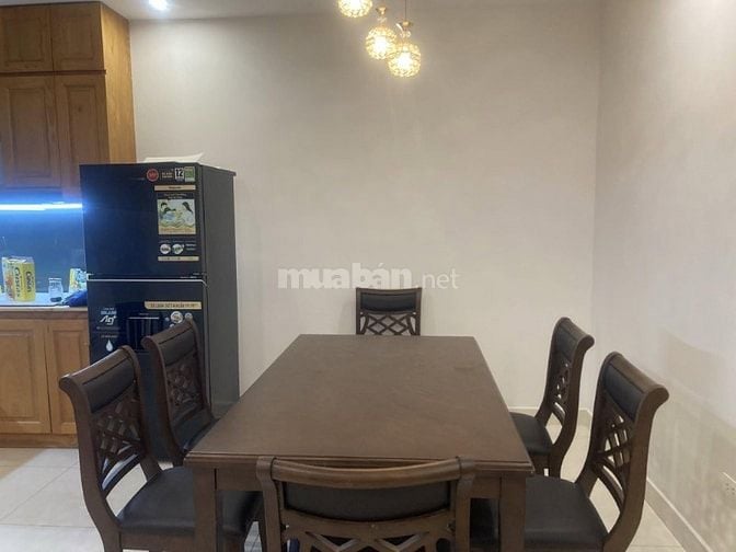 Cho thuê căn hộ 26 Liễu Giai, Cống Vị, Ba Đình, 3 ngủ full nội thất 