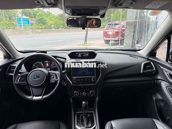 Subaru Forester 2.0 iL 2023 bán xả anh chị lh