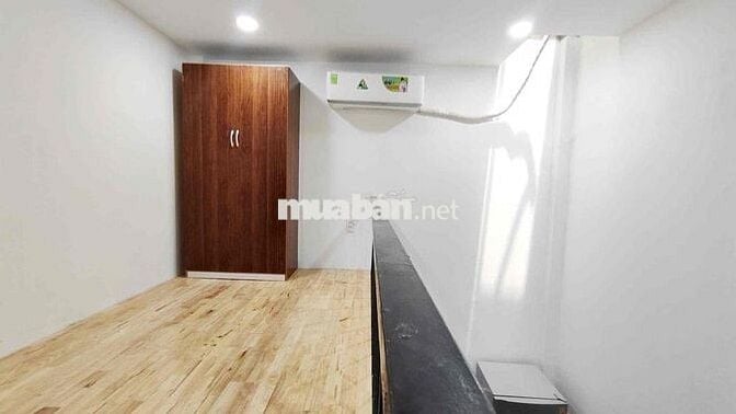 PHÒNG GÁC CAO 2M - FULL NỘI THẤT - NGAY HOÀNG HOA THÁM