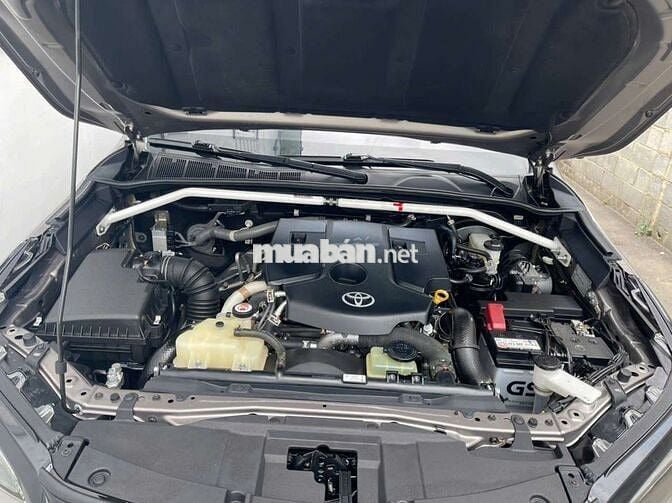 Fortuner Legender 2024, sơn zin 95%, 35 ngàn km