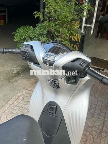 Honda SHVN 125 2023 Bạc Porsche ABS