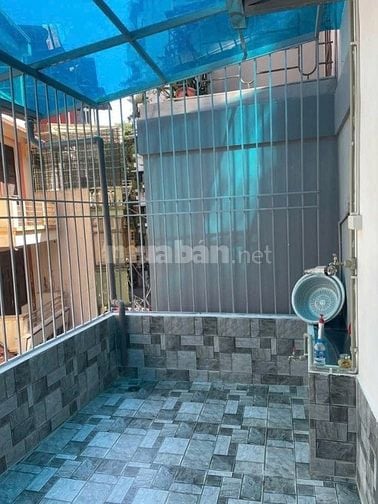 Cho thuê nhà ngõ Núi Trúc, Ba Đình, ngõ rộng ô tô đỗ cửa 