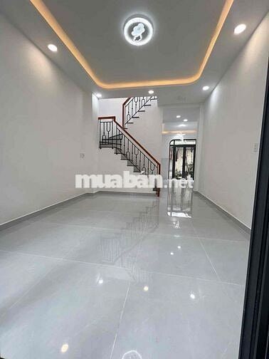 Nhà 2 MT ngay chợ Phạm Thế Hiển Q8. 61m2 - Ngan 3,9m nở hậu 8m, 4PN.