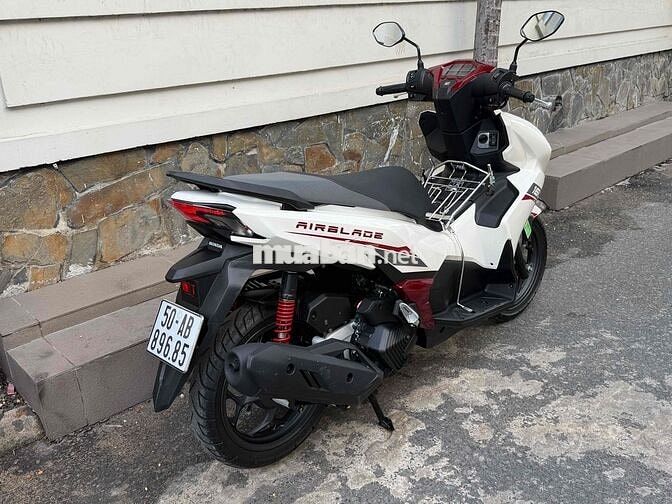 Honda Air Blade 160 2026 Trắng đỏ 700km