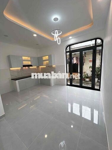 Nhà 2 MT ngay chợ Phạm Thế Hiển Q8. 61m2 - Ngan 3,9m nở hậu 8m, 4PN.