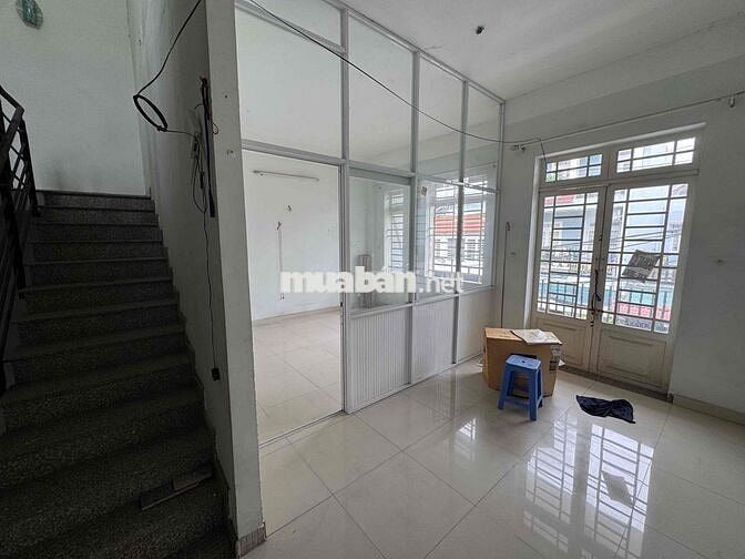 Nhà mặt tiền hẻm thích hợp kinh doanh sản xuất, gần chợ, trường học