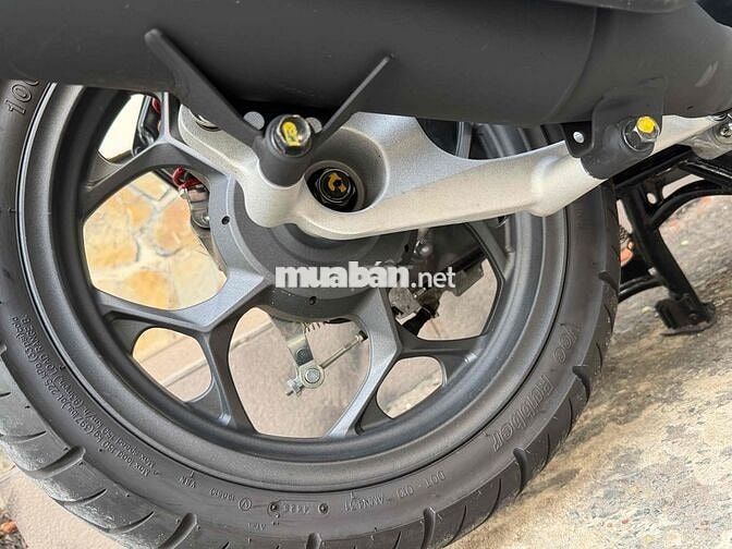 Honda Air Blade 160 2026 Trắng đỏ 700km