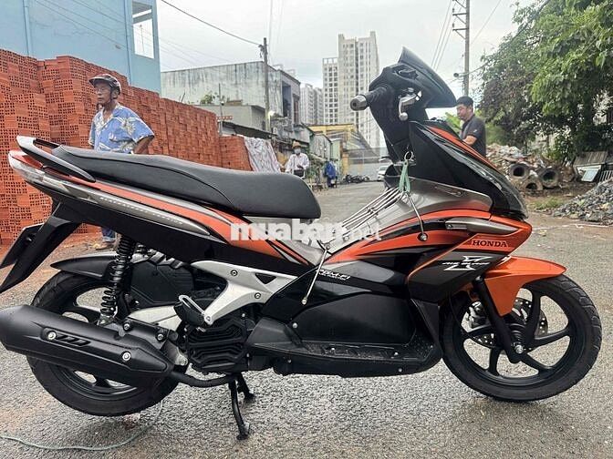 Honda Air Blade Fi Đen Cam