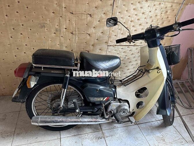 Honda Super Cub 50 Xanh trắng Cổ điển