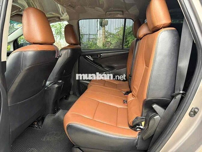 Toyota Innova 2.0E MT 2019 Nâu vàng 98000km