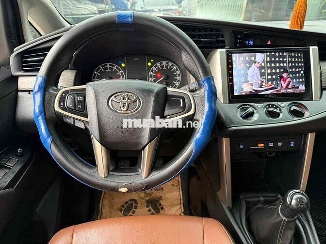 Toyota Innova 2.0E MT 2019 Nâu vàng 98000km