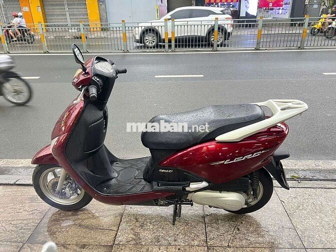 Honda Lead Fi 2010 màu Đỏ