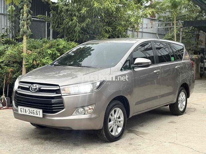 Toyota Innova 2.0E MT 2019 Nâu vàng 98000km