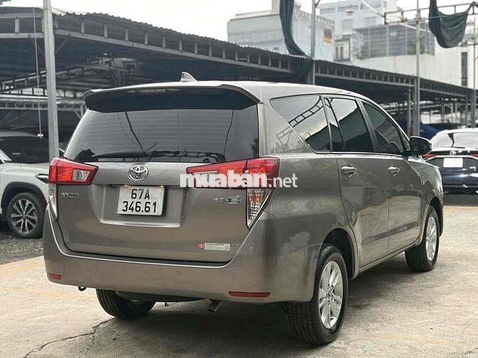 Toyota Innova 2.0E MT 2019 Nâu vàng 98000km