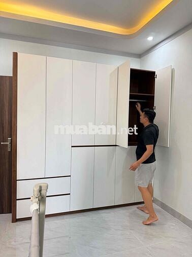 Tuyển thợ gỗ mdf và phụ việc
