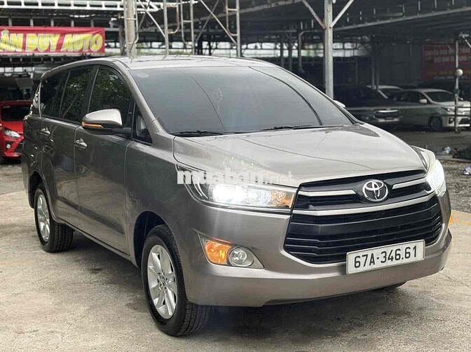 Toyota Innova 2.0E MT 2019 Nâu vàng 98000km