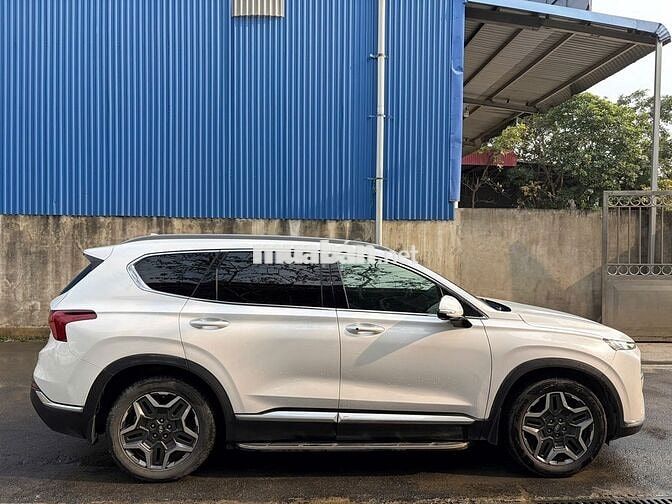 Xe Hyundai SantaFe Cao cấp 2.2L HTRAC 2021