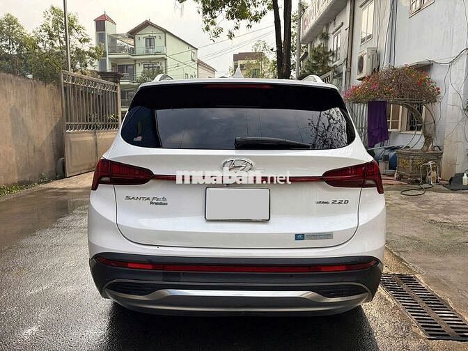 Xe Hyundai SantaFe Cao cấp 2.2L HTRAC 2021