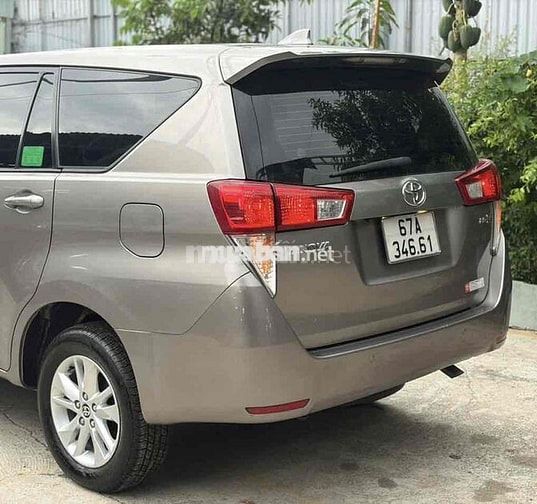 Toyota Innova 2.0E MT 2019 Nâu vàng 98000km