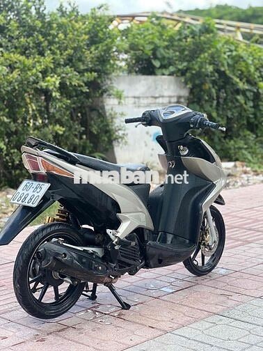 Yamaha Luvias Đen, Bạc