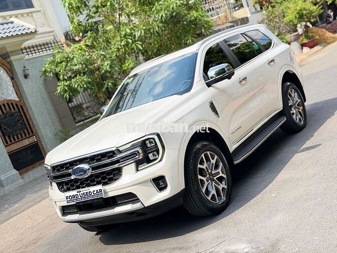 FORD EVEREST TITANIUM BI_TURBO 2 CẦU 4x4 ĐKY 2023