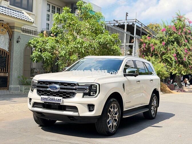 FORD EVEREST TITANIUM BI_TURBO 2 CẦU 4x4 ĐKY 2023