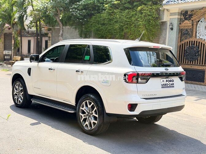 FORD EVEREST TITANIUM BI_TURBO 2 CẦU 4x4 ĐKY 2023