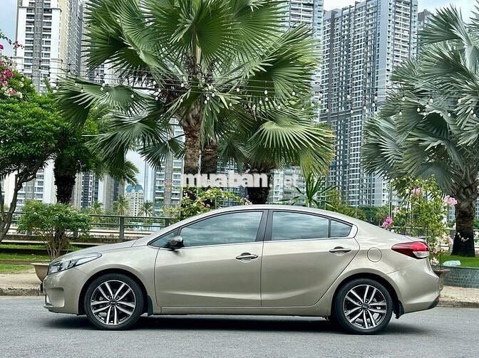 KIA CERATO 1.6AT - GIÁ 31X