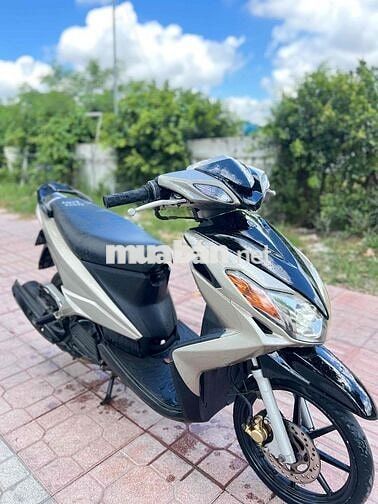 Yamaha Luvias Đen, Bạc